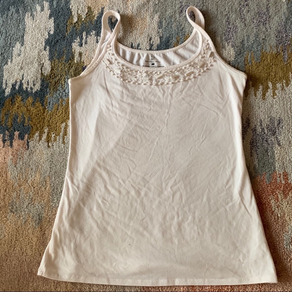 🚨NY&Co Embellished Tank